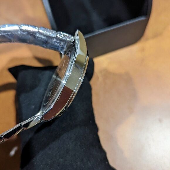 Armani Exchange Men's AX2320 Silver Quartz Watch - Picture 5 of 14